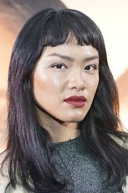 Kelly Tandiono foto