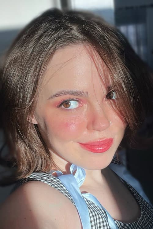 Beth Leak foto