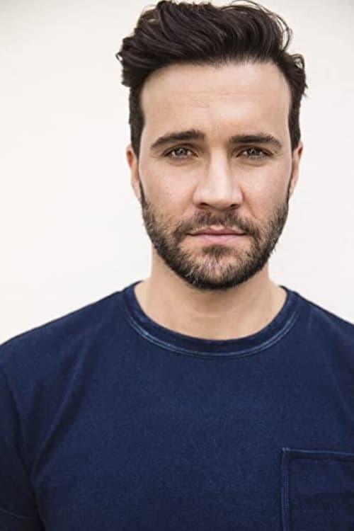 Gil McKinney foto