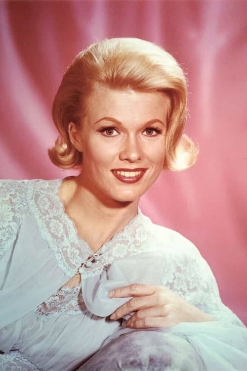 Pat Priest foto