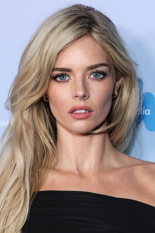 Samara Weaving foto