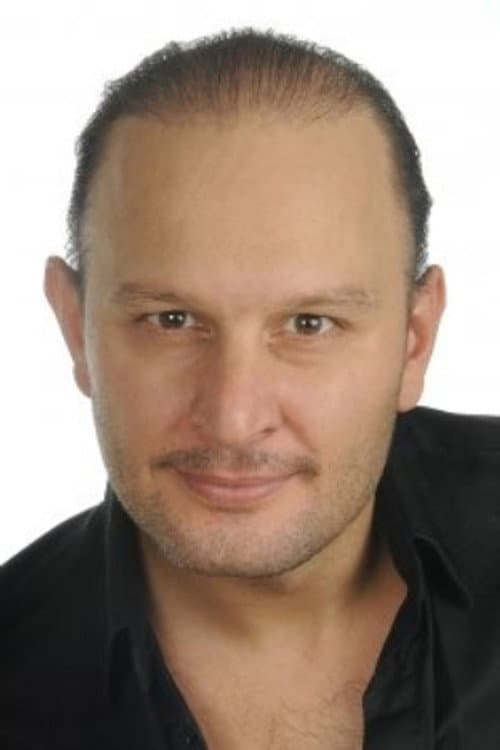 Şafak Karali foto