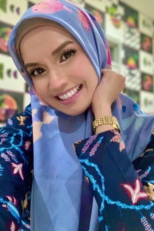 Faezah Elai foto
