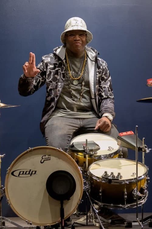 Daru Jones foto