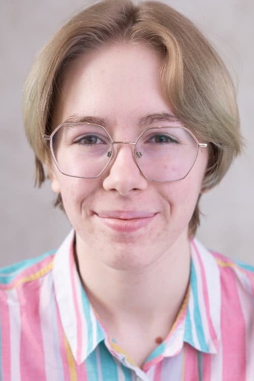 Kit Weller foto
