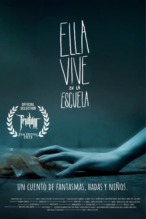 Ella vive en la escuela (2025) poster
