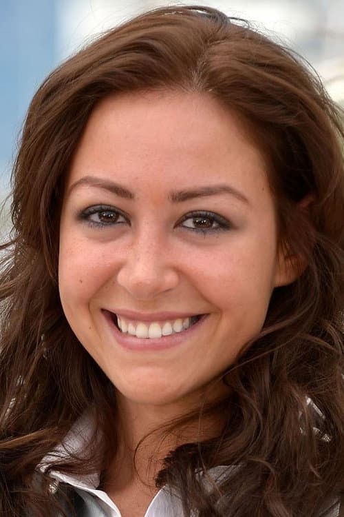 Menna Shalabi foto