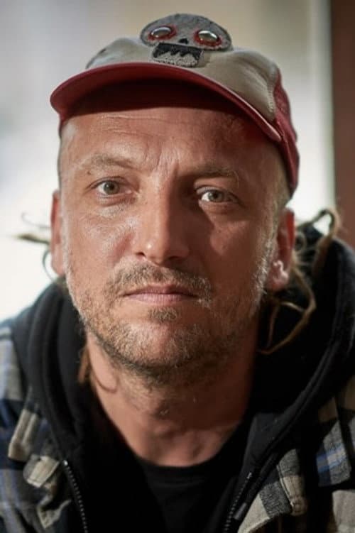 Bernard Adamus foto