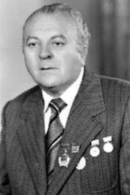 Tano Banushi foto