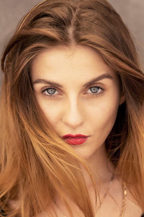 Uratë Shabani foto