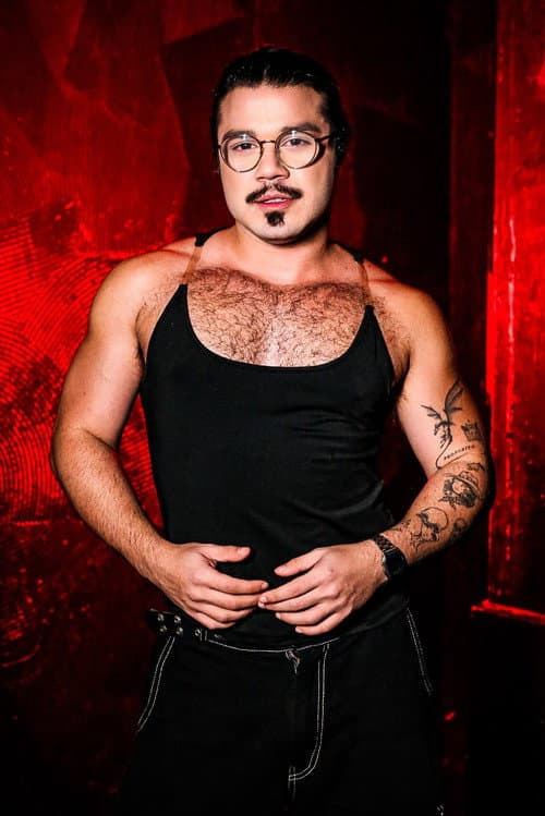 Vini Romadel foto