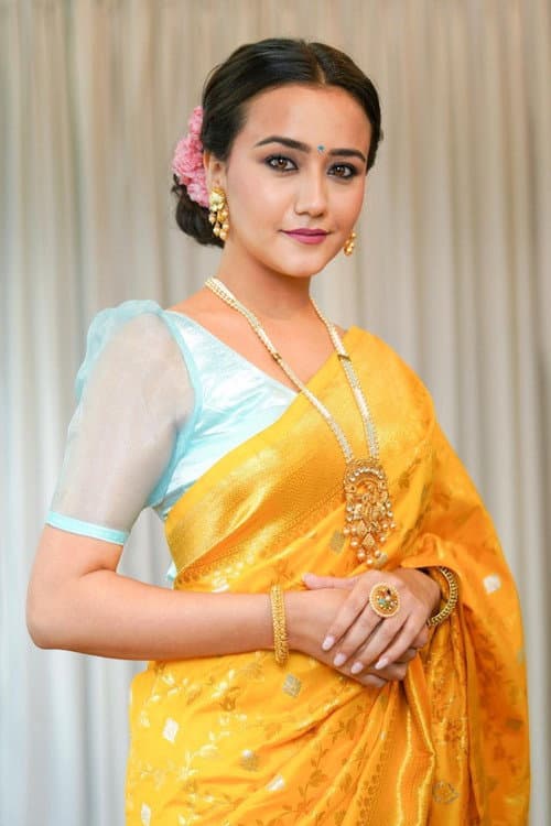 Swastima Khadka foto