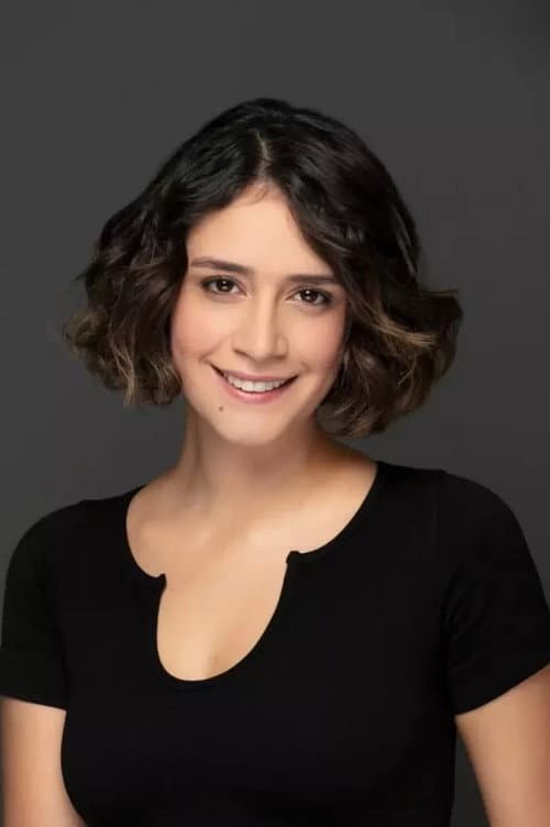 Cemre Kurum foto