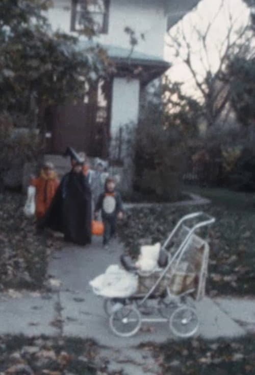 Todd Summer 77 / Halloween S-A&T with friends / Todd Dance 77-78 Halloween (1977) poster