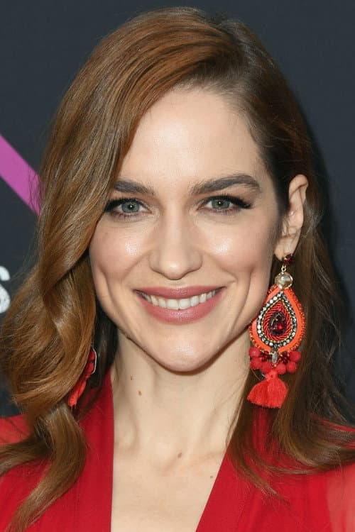 Melanie Scrofano foto