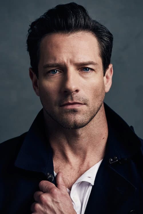 Ian Bohen foto