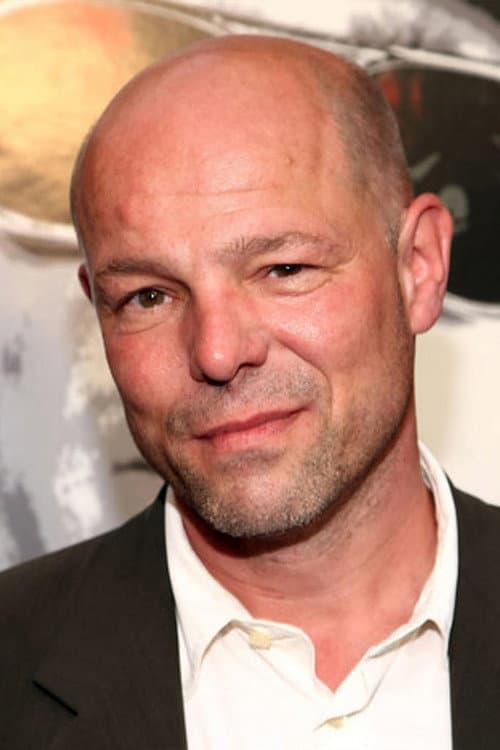Simon Cellan Jones foto