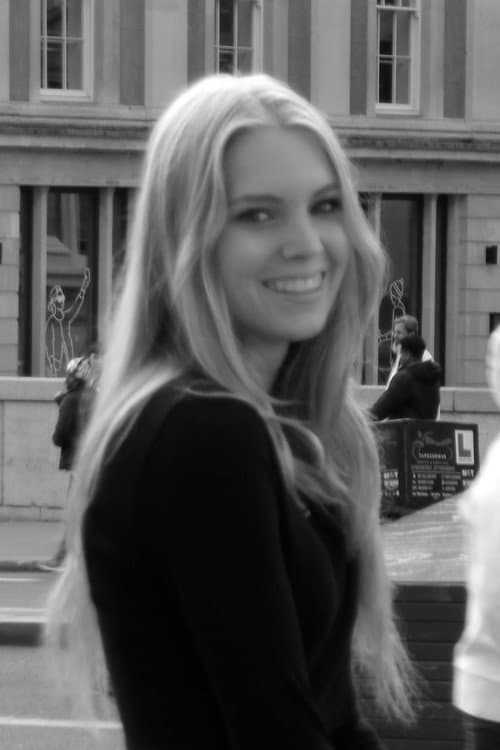 Lila Thacker foto