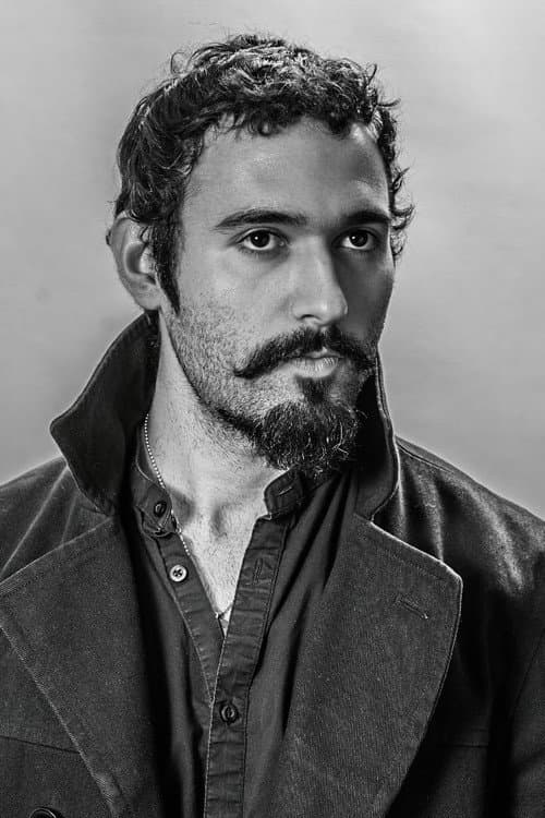 Keon Hedayati foto