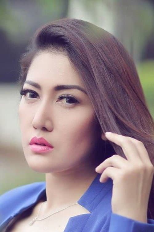 Asri Handayani foto