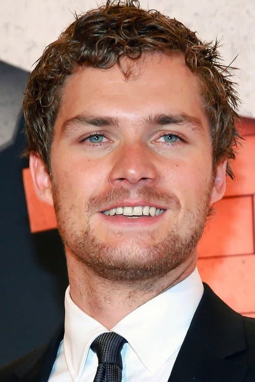 Finn Jones foto