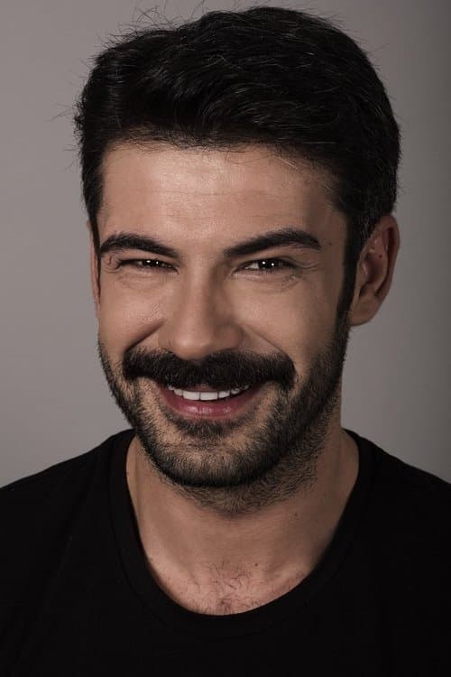 Rüzgar Aksoy foto