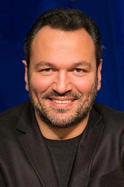 Ali Sunal foto