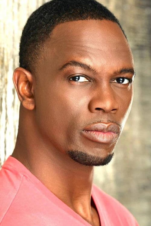 Newton Mayenge foto