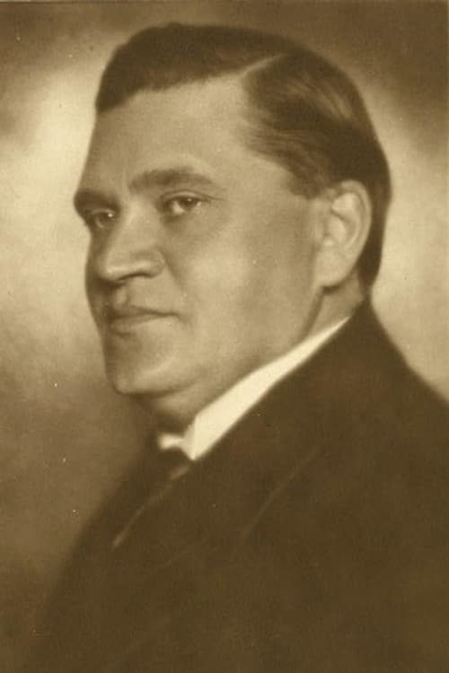 Михаил Тарханов foto