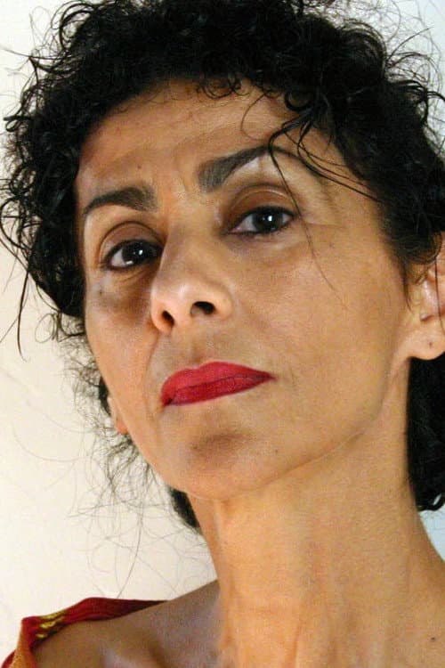 Angélique Ionatos foto