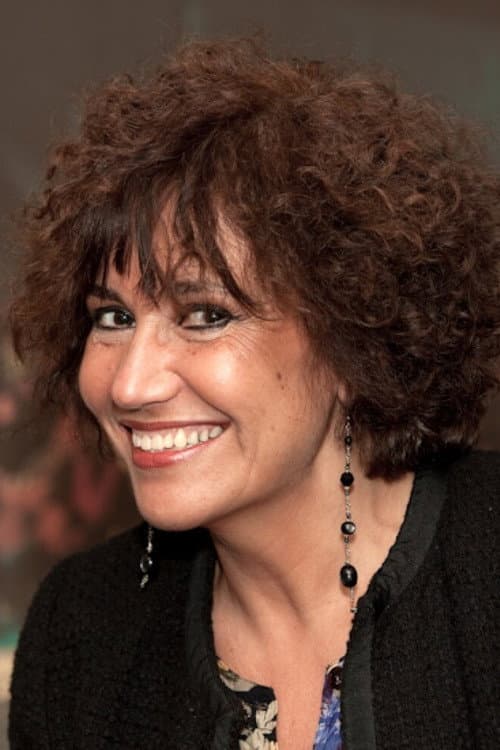 Beatriz Flores Silva foto