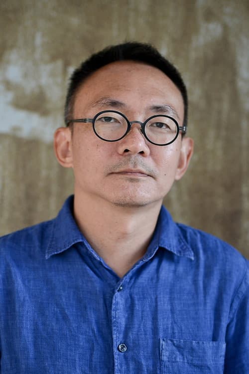 何蔚庭 foto