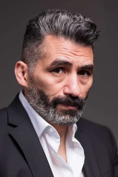 Tamer Yiğit foto