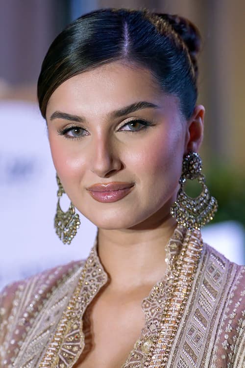 Tara Sutaria foto