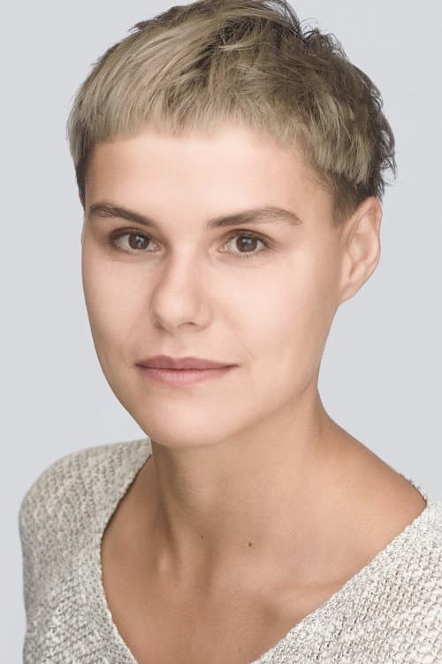 Kinga Ötvös foto