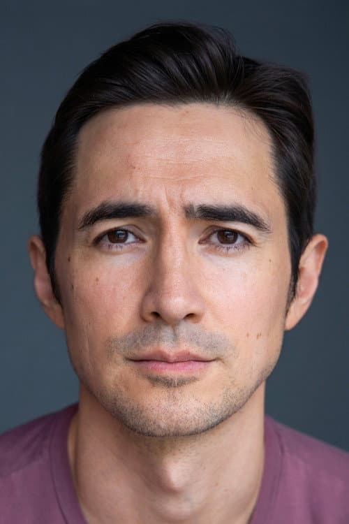 Alex Wyndham foto