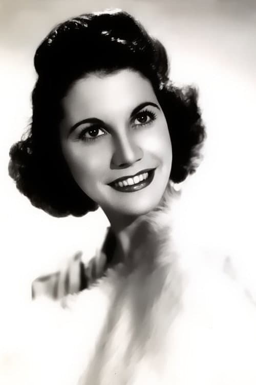 Maxene Andrews foto