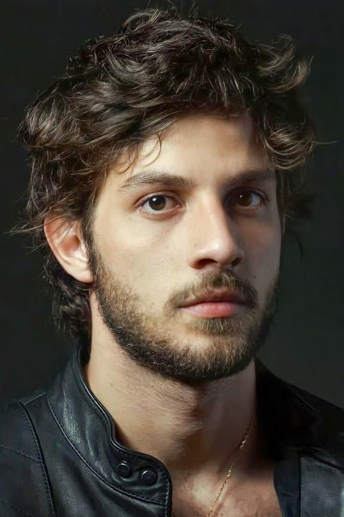 Chay Suede foto