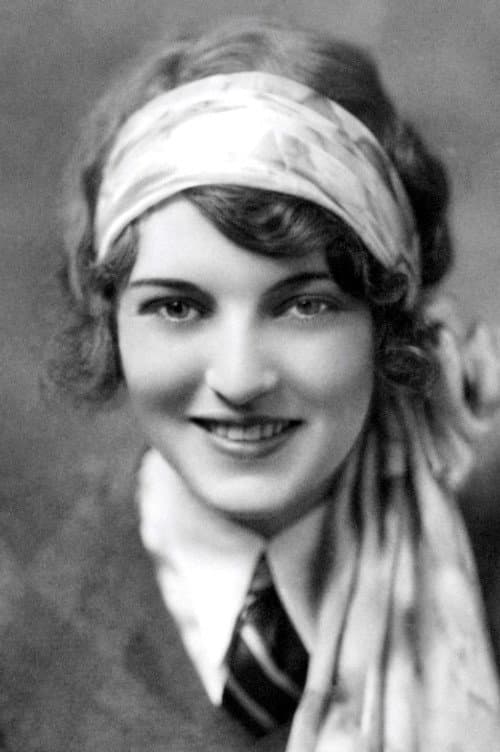 Ruth Elder foto