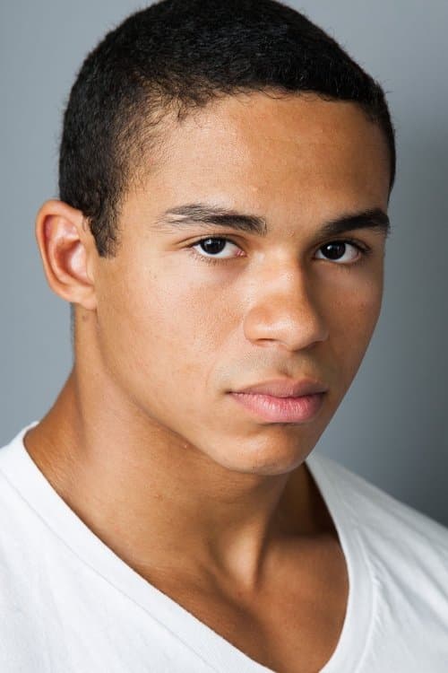 Noah Gray-Cabey foto