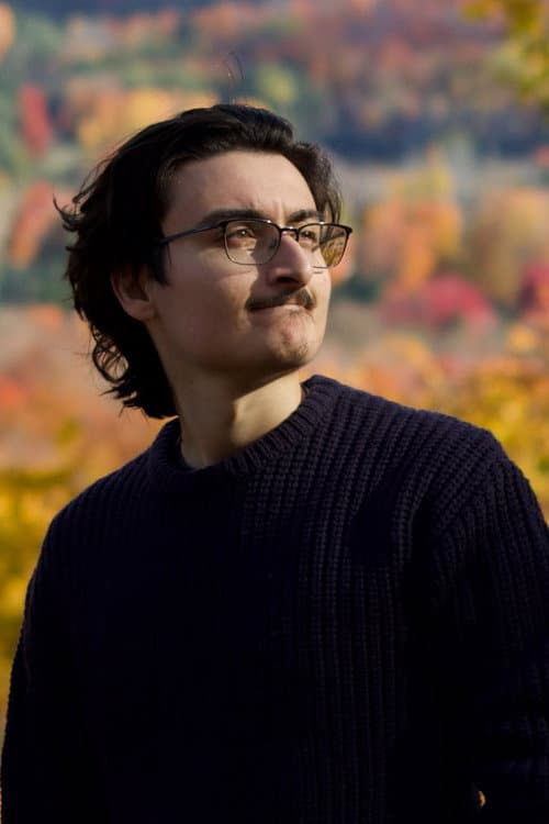 M.I. Yasarlar foto
