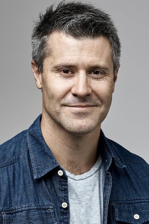 Adrian Brown foto