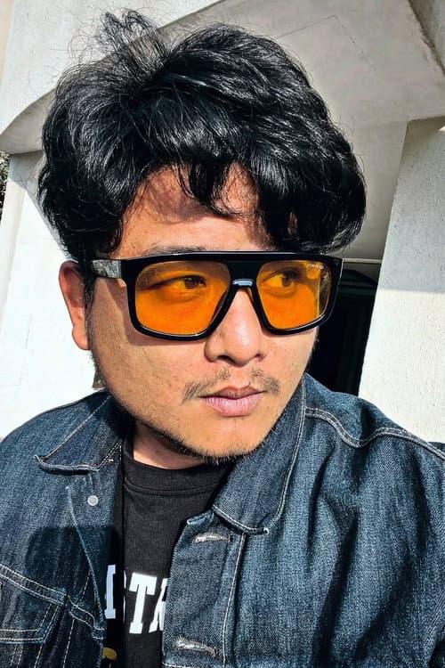 Suyog Gurung foto