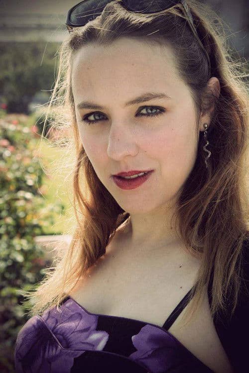 Emily Louise Rua foto