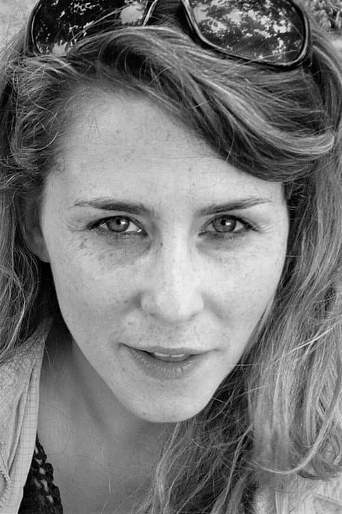 Claire Dix foto