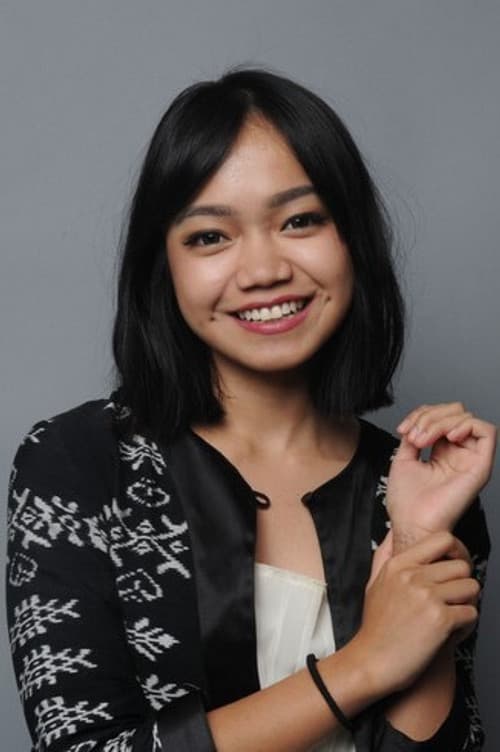 Fathia Izzati foto