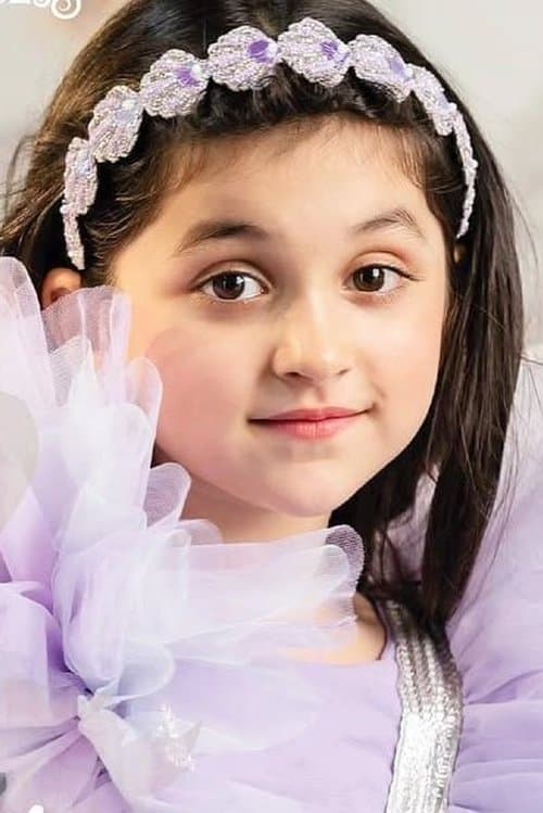 Baby Kiara Khanna foto