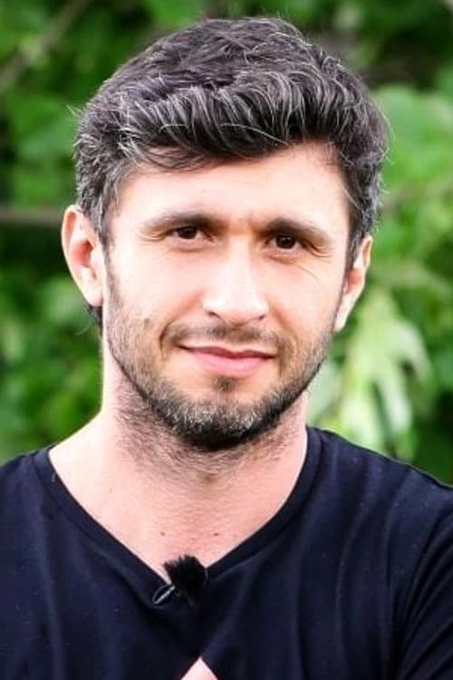 Dragoș Bucur foto