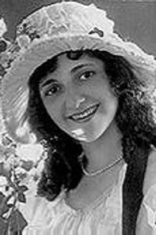 Violet Schram foto