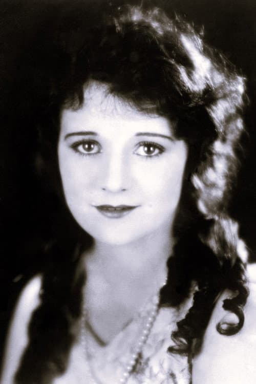 Alice Day foto